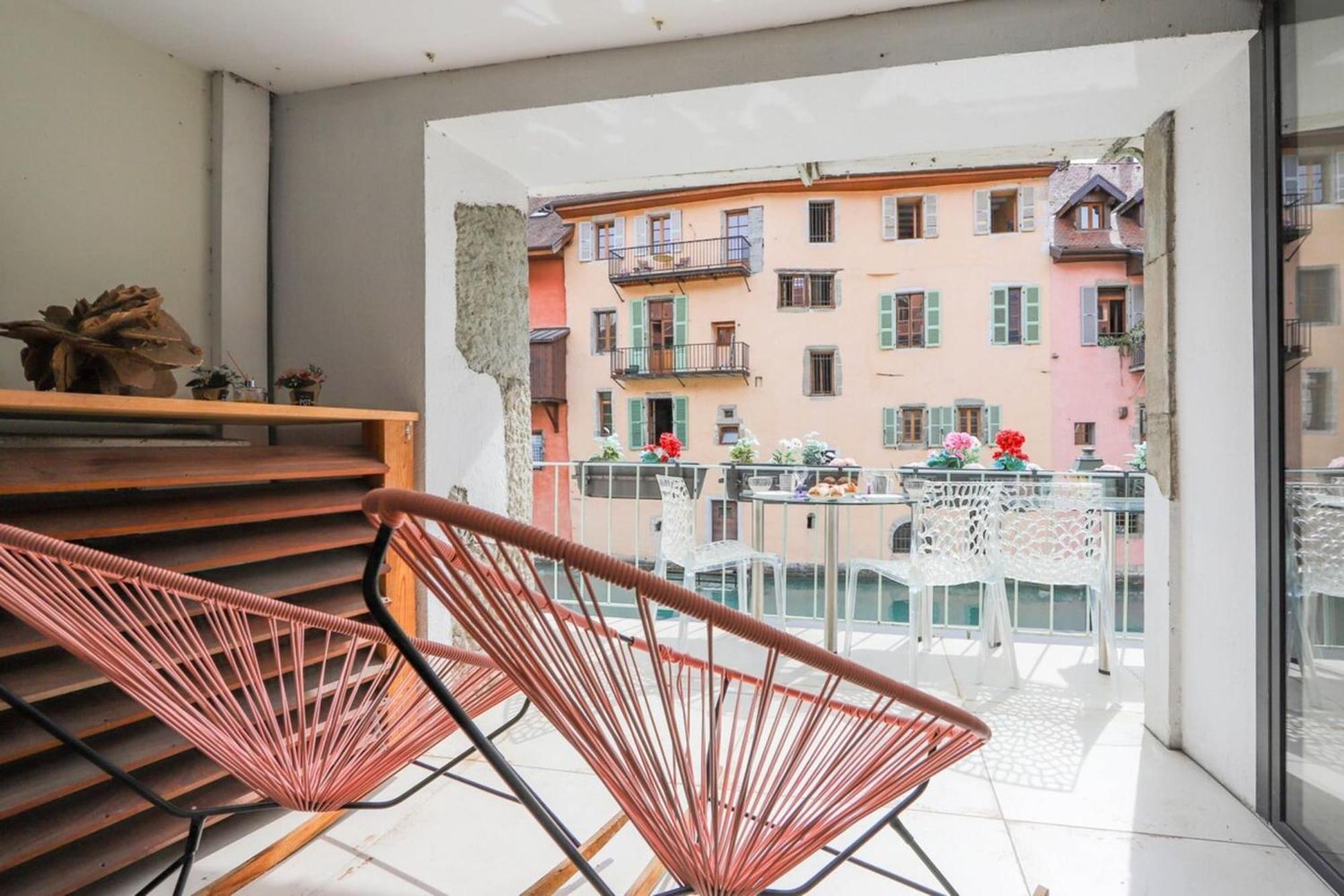 L'Eau Vive Jacuzzi Et Sauna En Vieille Ville 5 Annecy Kültér fotó